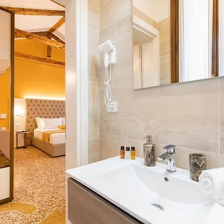 Residenza La Duchessa Deluxe Венеция