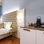 Residenza La Duchessa Deluxe Pensión 4*