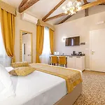Residenza La Duchessa Deluxe 4*