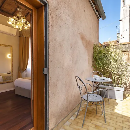 Residenza La Duchessa Deluxe Pensión 3*